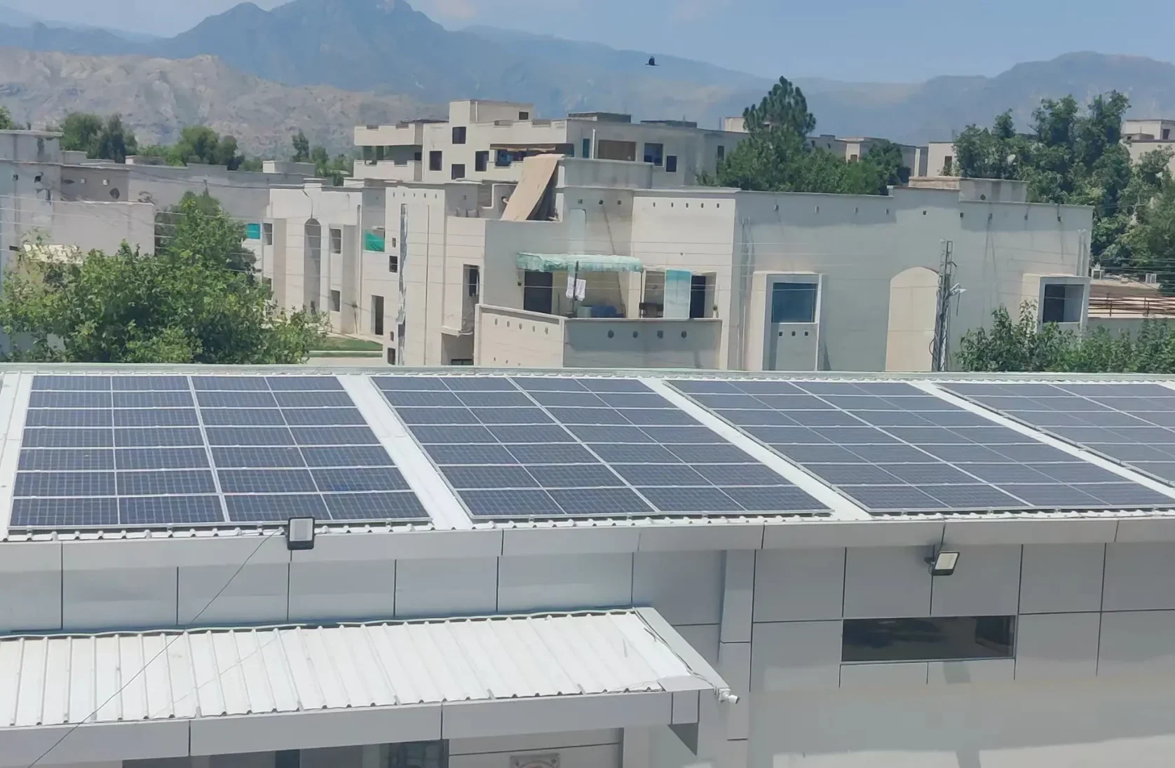 Zonergyの持続可能なソーラーホームシステムをご覧ください。